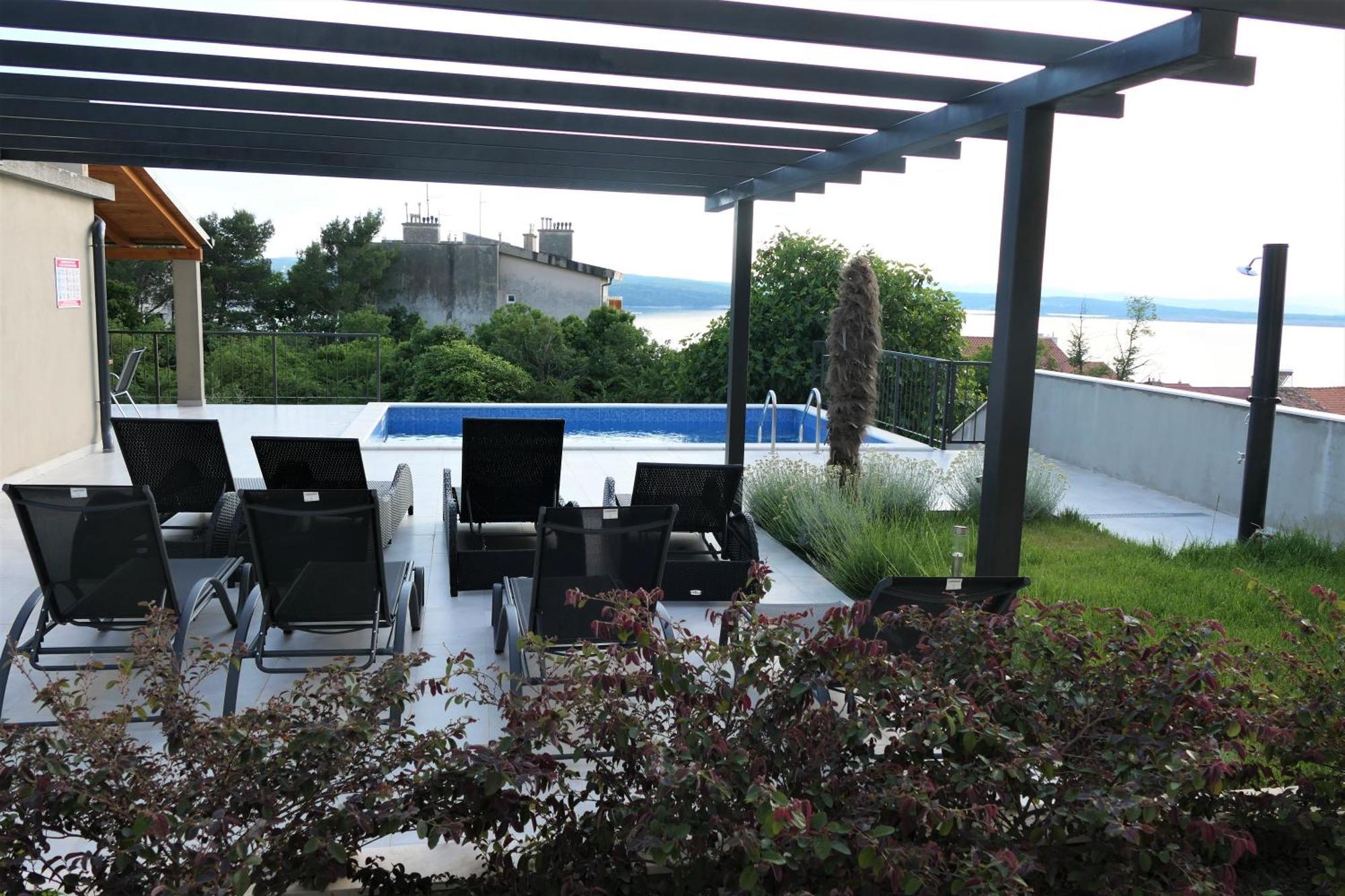 Apartmani Bura Crikvenica Exterior photo